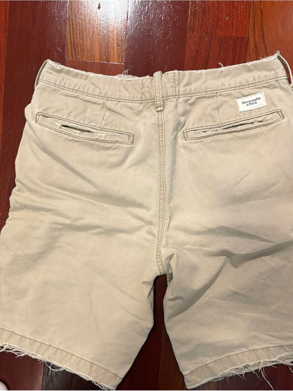 Vintage Abercrombie & Fitch Men's Beige Flat-Front Shorts